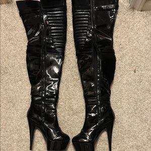 Black Over the Knee Boots with Stiletto Heels and Glossy Finish